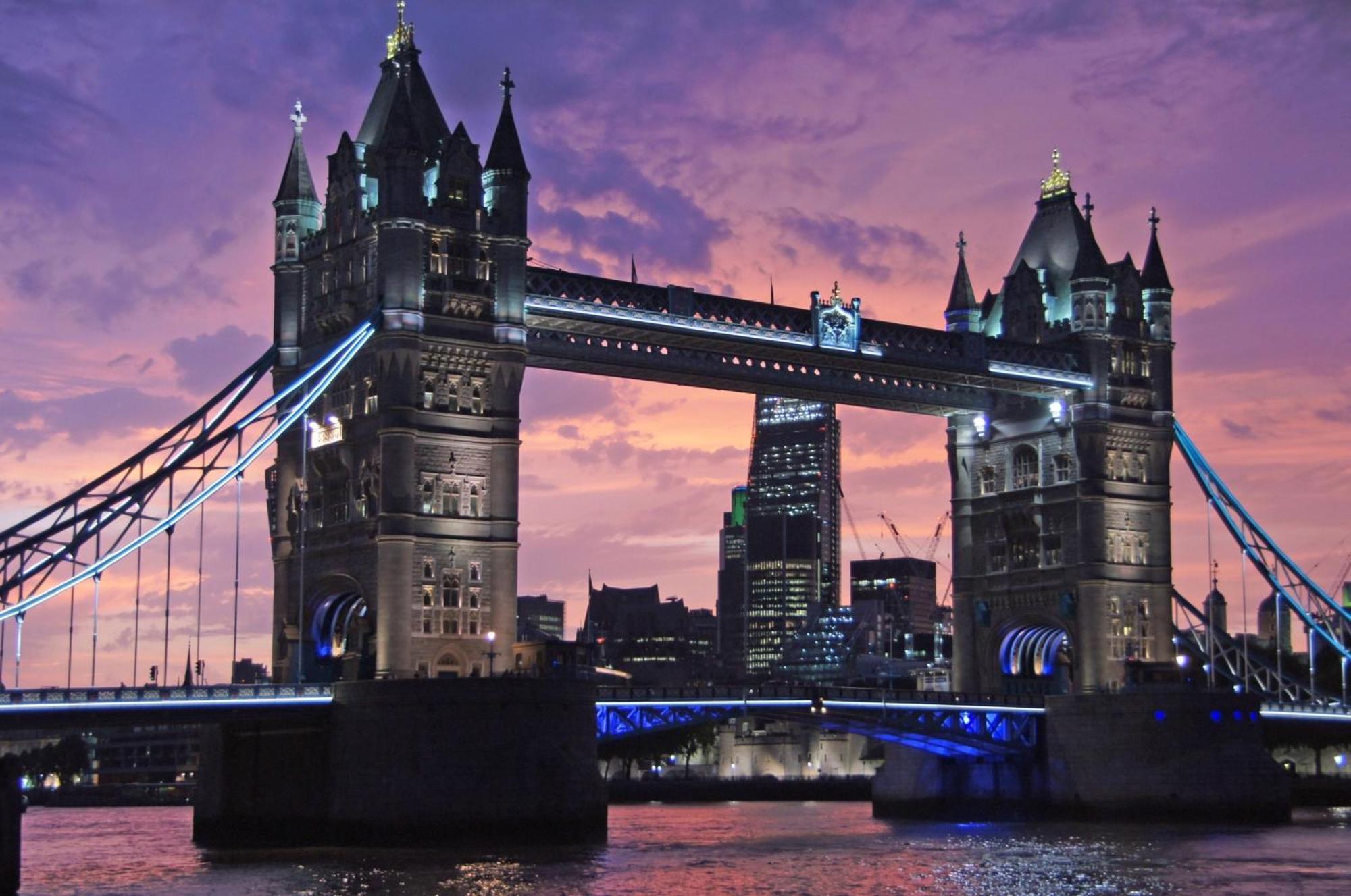 Mia Place In Tower Hill, 2 Double Beds, Max 4 People, Free Parking Available Upon Request, Great Location * Londra