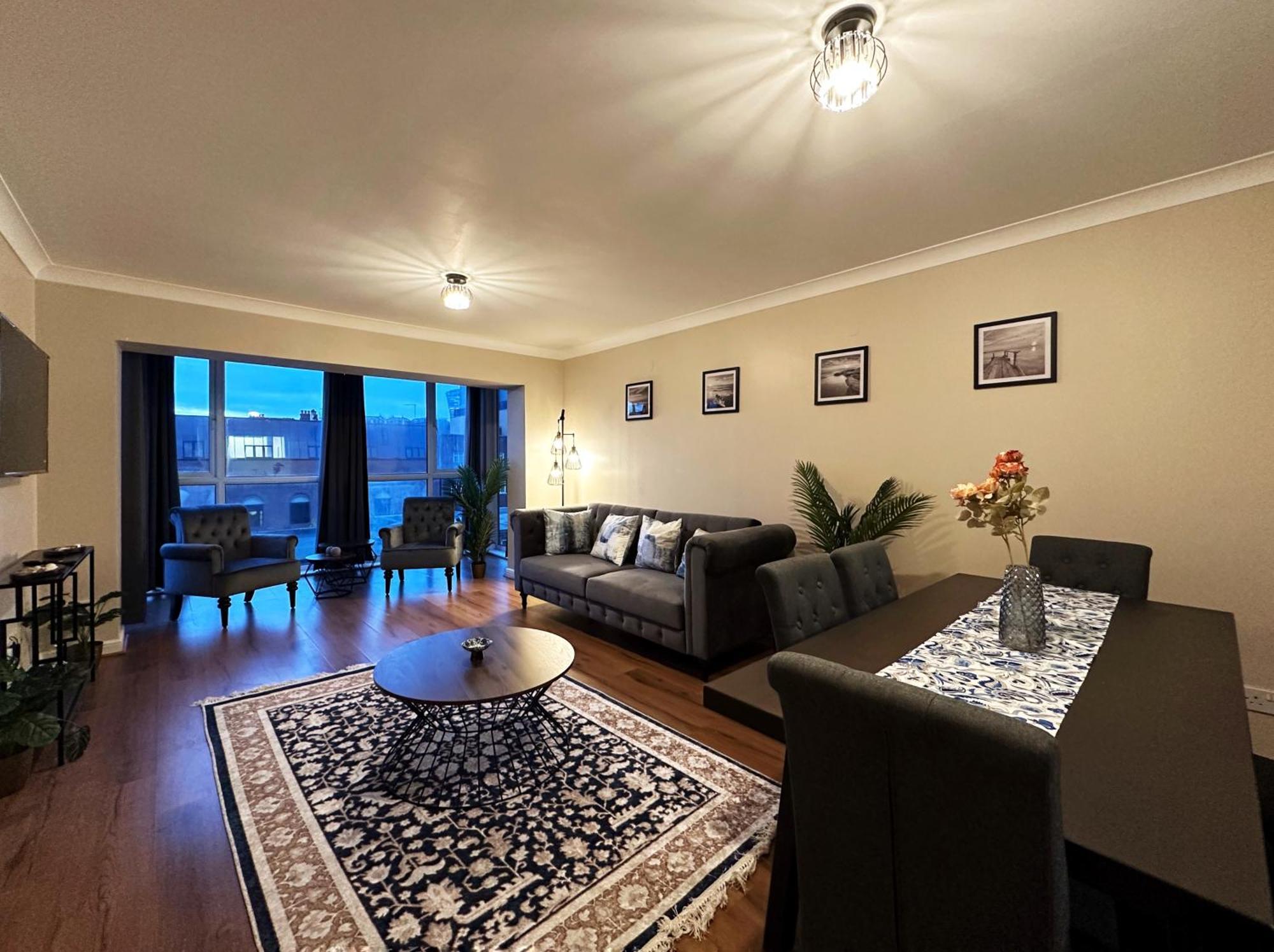 Mia Place In Tower Hill, 2 Double Beds, Max 4 People, Free Parking Available Upon Request, Great Location Appartamento *