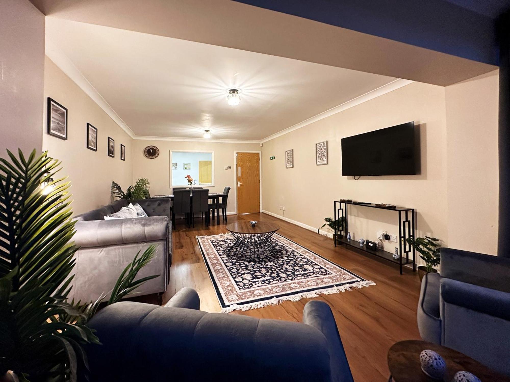 Mia Place In Tower Hill, 2 Double Beds, Max 4 People, Free Parking Available Upon Request, Great Location Appartamento *