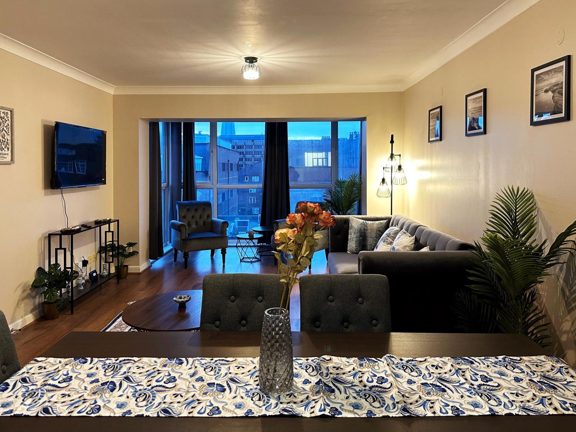 Mia Place In Tower Hill, 2 Double Beds, Max 4 People, Free Parking Available Upon Request, Great Location Appartamento Londra